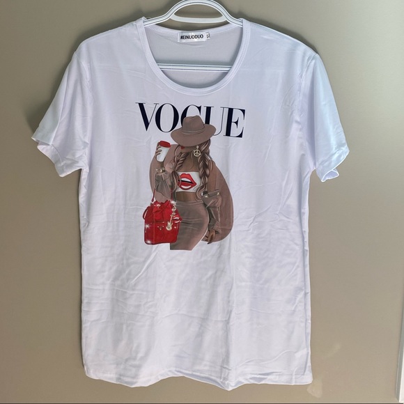 Vogue printed tee size XL - Picture 2 of 4